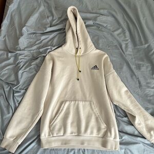 Adidas Sweatshirt